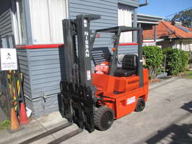 Nissan 1.5 ton Container Mast Used Forklift #1487 - picture0' - Click to enlarge