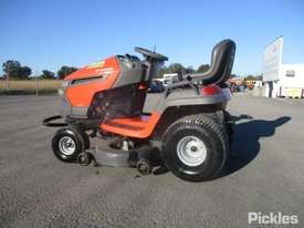 2006 Husqvarna YTH2042XP - picture2' - Click to enlarge