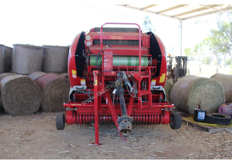 caption Welger RP445 Round Baler Hay/Forage Equip