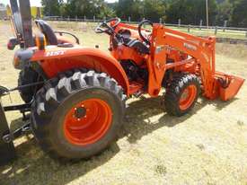 Kubota L3800HD tractor  - picture1' - Click to enlarge