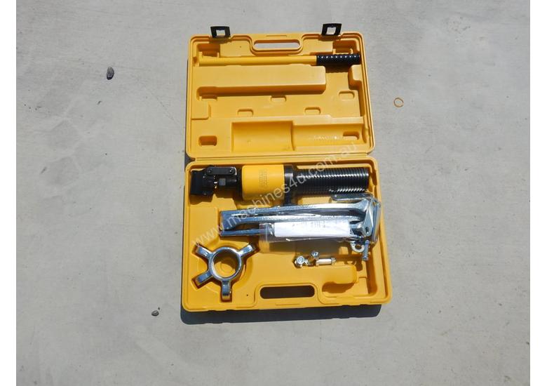 caption Ashita HHL-10 10 Ton Hydraulic Gear Puller