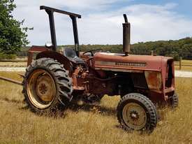 Vintage International Harvester 444 - picture0' - Click to enlarge