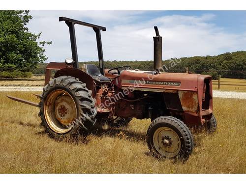 Vintage International Harvester 444