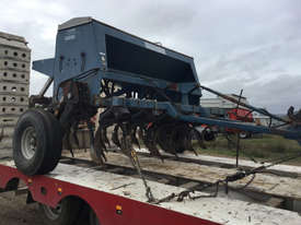 Agrowplow 3000 Seed Drills Seeding/Planting Equip - picture0' - Click to enlarge