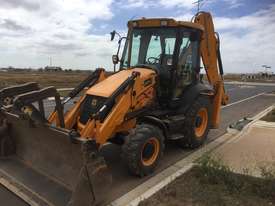 2101 JCB 3CX SITEMASTER BACKHOE - picture2' - Click to enlarge