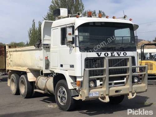 1984 Volvo F12