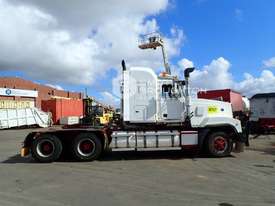 2003 Mack CLR 6X4 Prime Mover - picture0' - Click to enlarge