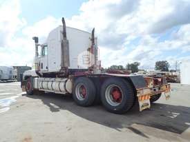 2003 Mack CLR 6X4 Prime Mover - picture2' - Click to enlarge