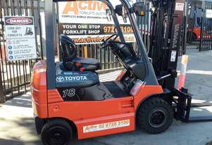 ACTIVE FORKLIFTS - Toyota Electric Forklift Container Entry Mast 1.8 Ton 4.3m Lift Solid Tyres Good