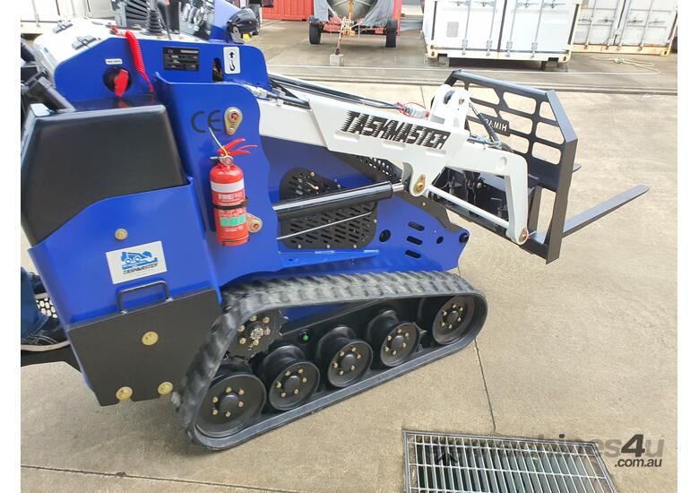 caption TASKMASTER Mini Loader - Track Drive – 30hp Perkins Diesel Engine TM30T