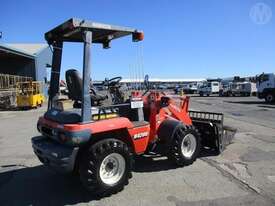 Kubota R420S - picture1' - Click to enlarge