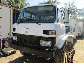 1984 MITSUBISHI FM215 WRECKING STOCK #1804 - picture0' - Click to enlarge