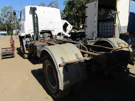 1984 MITSUBISHI FM215 WRECKING STOCK #1804 - picture2' - Click to enlarge