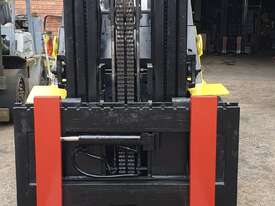 Hyster 5 ton Container Mast  *for hire* - picture1' - Click to enlarge