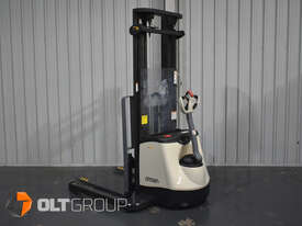 Crown SX3030 Electric Walkie Stacker Forklift 5500mm Mast Lift Height Excellent Condition - picture0' - Click to enlarge
