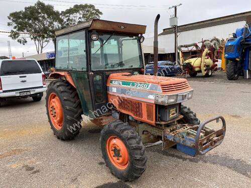 Kubota L3750 DT 4x4 Tractor