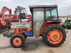 Kubota L3750 DT 4x4 Tractor - picture1' - Click to enlarge