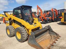 2019 DEMO CAT 272D XHP SKID STEER LOADER WITH LOW 40 HOURS - picture0' - Click to enlarge