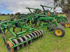 2003 John Deere 1820 Air Drills - picture0' - Click to enlarge