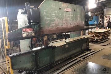 Pearson PRESS BRAKE 200 TON X 4100 MM