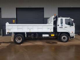 Mitsubishi Fuso Fighter 1627 4×2 Tipper for Hire - picture2' - Click to enlarge