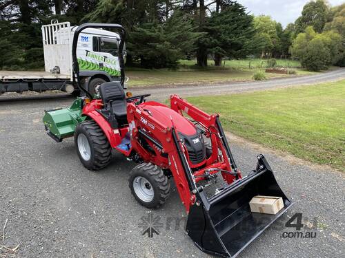 TANNERTRACK - TYM T265 25HP 4WD Tractor inc Loader & 4in1 Bucket