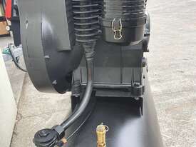Refurbished 10hp Piston Compressor B7000 Pump 300ltr Receiver - picture1' - Click to enlarge