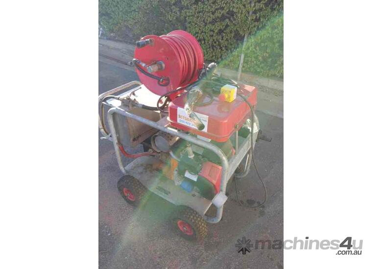 caption Jetsnake High Pressure Water Jetter