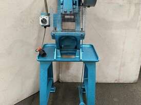 John Heine 200A Ser 2  Incline Press 3 ton - picture2' - Click to enlarge