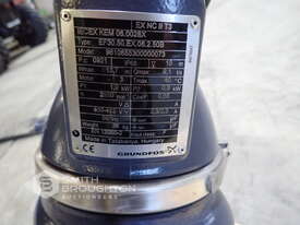 GRUNDFOS 3 PHASE SUBMERSIBLE PUMP (UNUSED) - picture2' - Click to enlarge