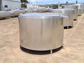 STAINLESS STEEL TANK, MILK VAT 1550 LT - picture0' - Click to enlarge