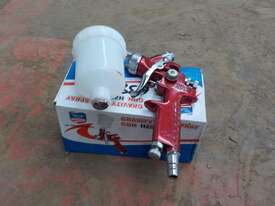 Unused TMUS Gravity Feed Spray Gun - picture0' - Click to enlarge