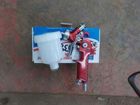 Unused TMUS Gravity Feed Spray Gun - picture1' - Click to enlarge