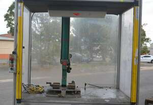 TOX S8.30.50.6D air powered Pressotechnik Hydraulic press PLC Light Guarded