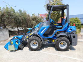 Multione 6.3 Articulated loader - picture2' - Click to enlarge