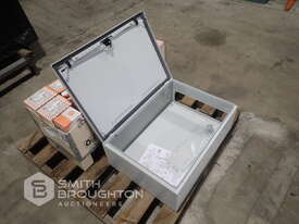 PALLET COMPRISING OF SCHNEIDER ELECTRICAL CABINET & 2 X BOXES OF 1 1/8 STUD BOLTS - picture1' - Click to enlarge