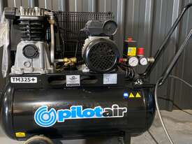 *** IN STOCK *** Pilot TM325+ Portable 240V Reciprocating - picture0' - Click to enlarge