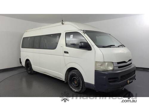 Toyota Hiace 200