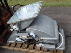 Assorted Flood Lights - picture0' - Click to enlarge