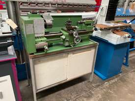 MiniTech CO6123B Bench Lathe 240 volt - picture0' - Click to enlarge