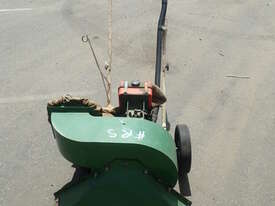 VICTA 2 STROKE PETROL VACUUM - picture1' - Click to enlarge