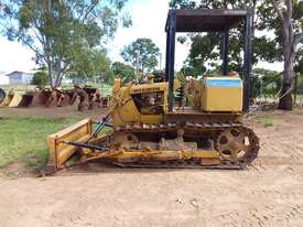 Small dozer no linkage - picture0' - Click to enlarge