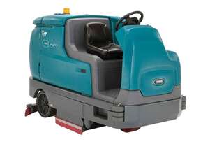 Tennant T17 Ride-On Scrubber Dryer