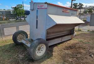 Lienert Trailer Mount Sheep Grain Feeder