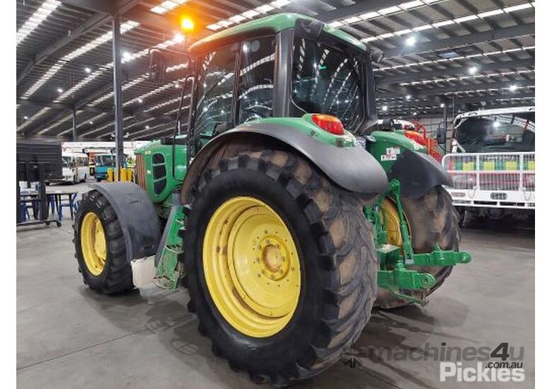 caption 2011 John Deere 6630