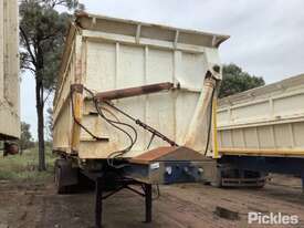 Tri Axle Side Tipper - picture0' - Click to enlarge