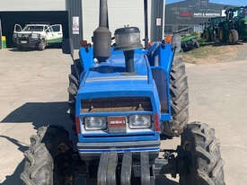 Iseki TA550 FWA/4WD Tractor - picture1' - Click to enlarge