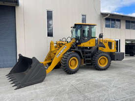 Olympus Loaders Yard Master Articulated Wheel Loader LX1100 175 HP Weichai Engine  - picture1' - Click to enlarge