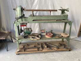 HYCO Wood Lathe - picture0' - Click to enlarge