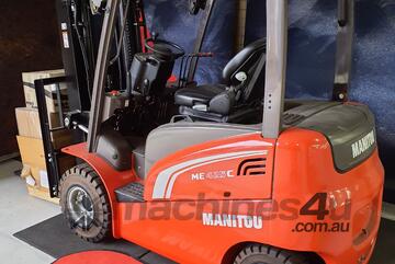Manitou Electric Forklift - ME 425 C - 2.5 tons capacity - 4.5m free lift triplex with side-shift